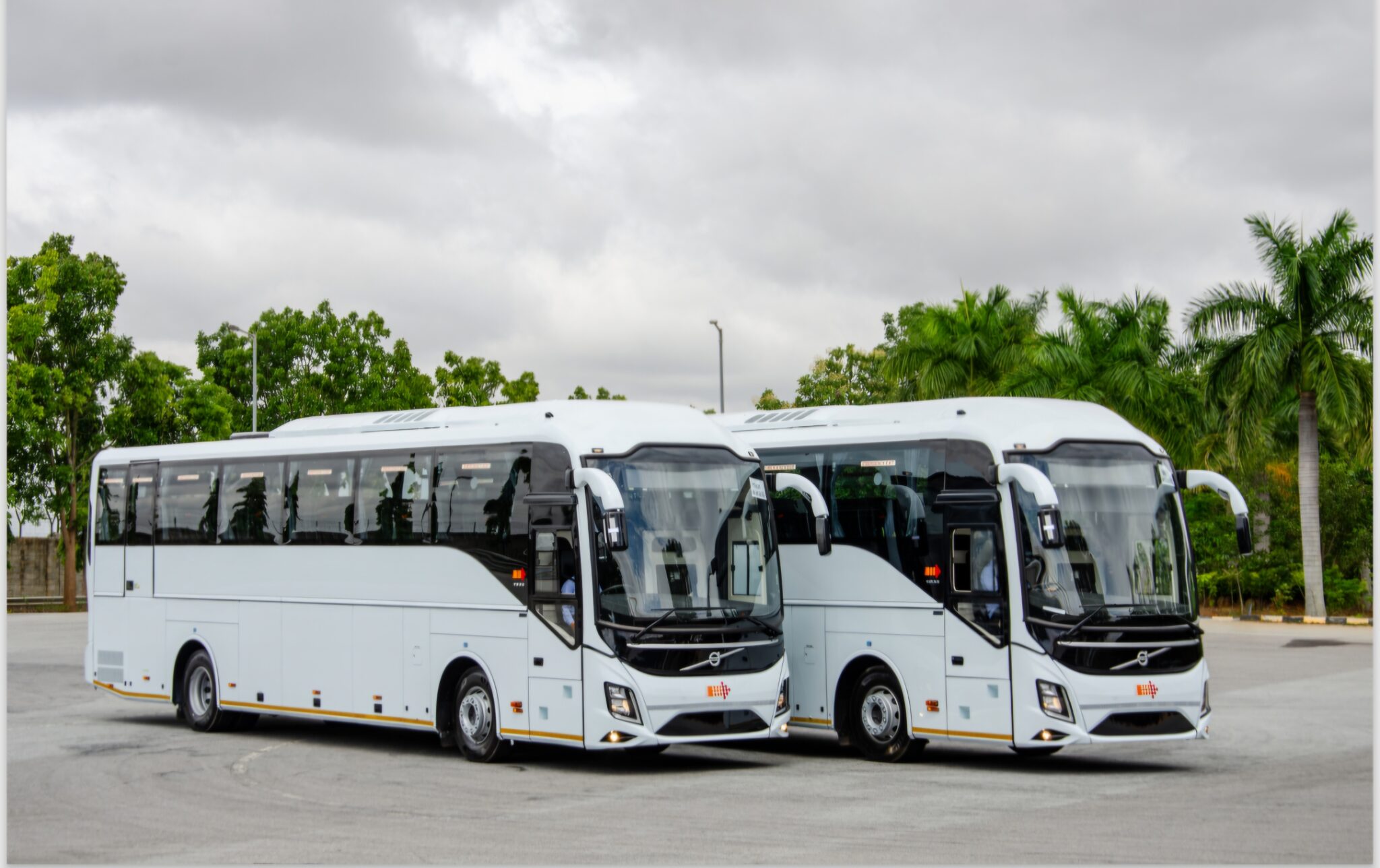 42 Seater Volvo Bus on Rent in Delhi