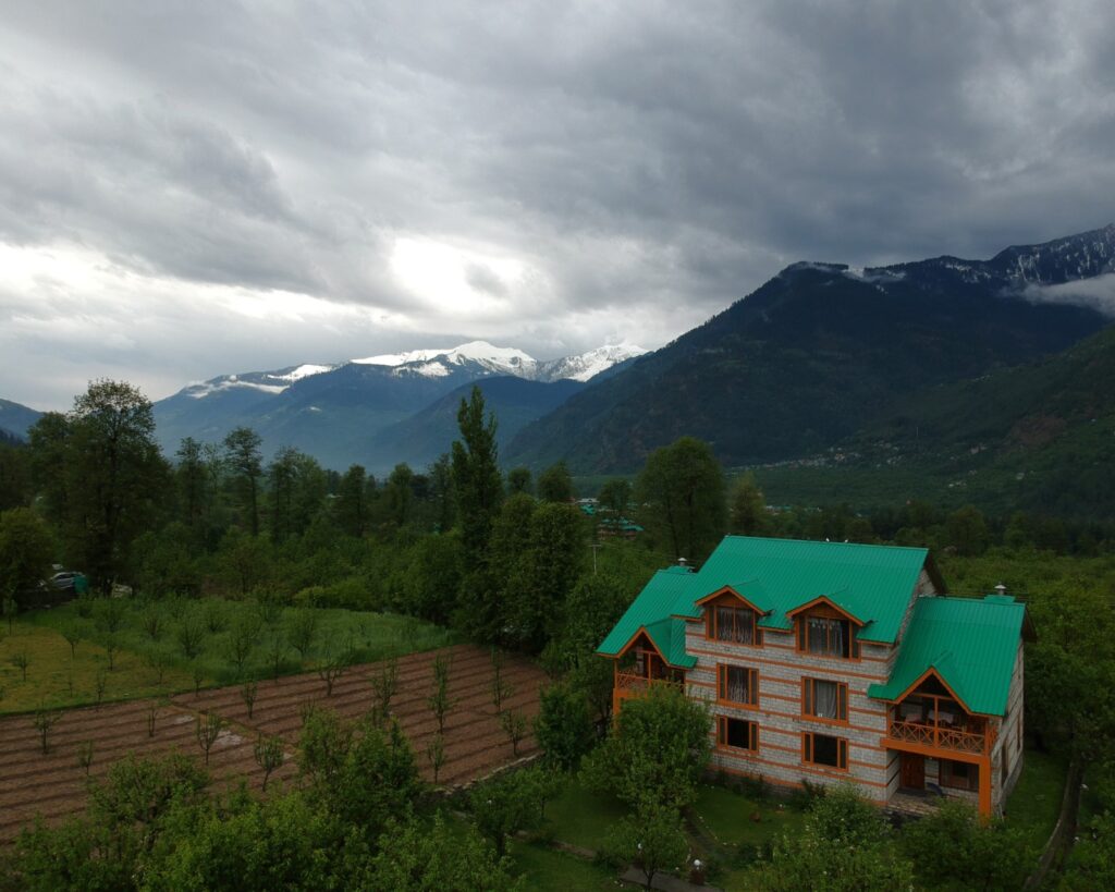 Harripur cottages Manali